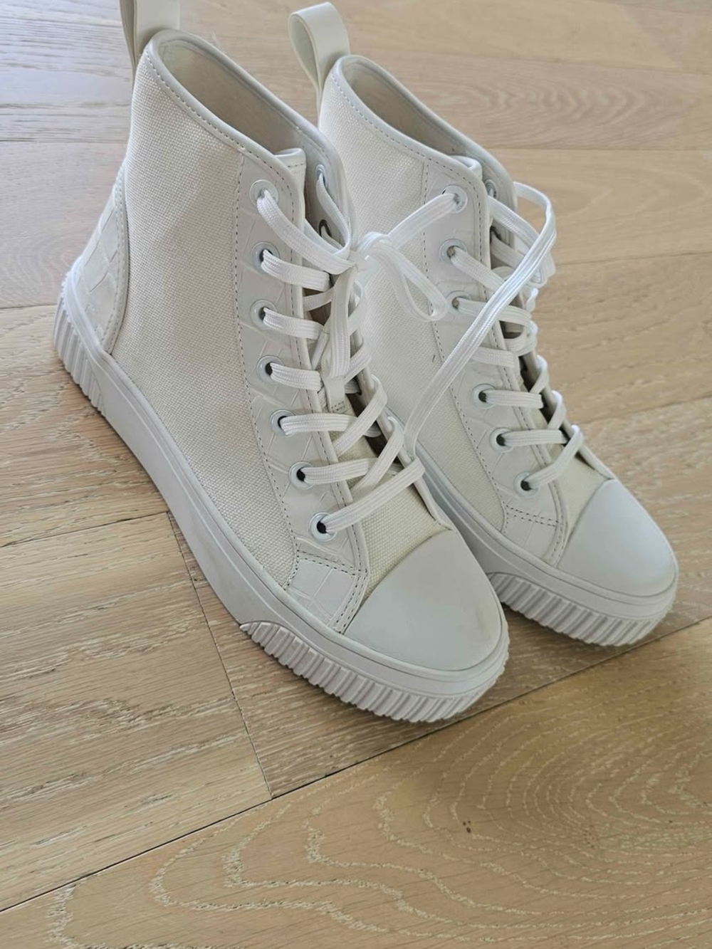 Michael Kors White Women's Athletic Sneakers